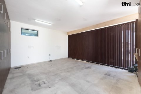 Vila di Al Barsha, Dubai, UAE 5 bilik tidur, 895.9 meter persegi № 702386 - foto 24