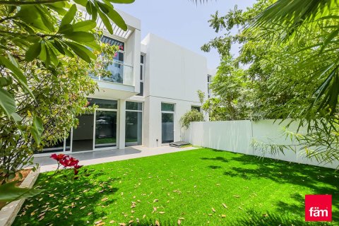 Rumah bandar di Dubai, UAE 3 bilik tidur, 187.2 meter persegi № 702384