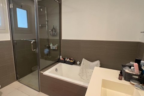 تاون هاوس للبيع في دبي، الإمارات العربية المتحدة 3 غرفة نوم ، 179 متر مربع ، رقم 696078 - صورة 11