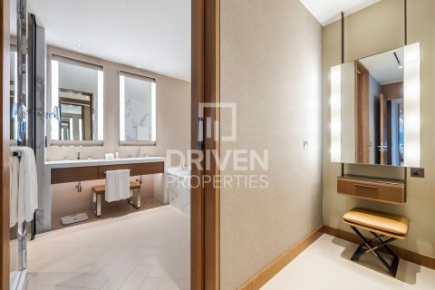 Apartment in Downtown Dubai (Downtown Burj Dubai), UAE 3 bedrooms, 165 sq.m. № 684190 - photo 14