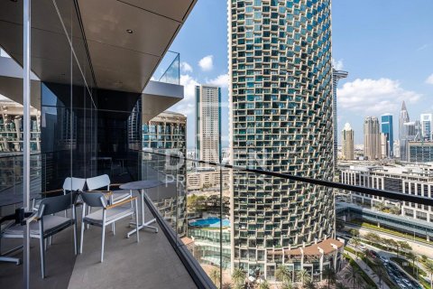 Apartment in Downtown Dubai (Downtown Burj Dubai), UAE 3 bedrooms, 165 sq.m. № 684190 - photo 17