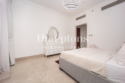 Apartamento para arrendamento em Palm Jumeirah, Dubai, EAU 2 quartos, 201.35982026 m2 № 651251 - foto 3