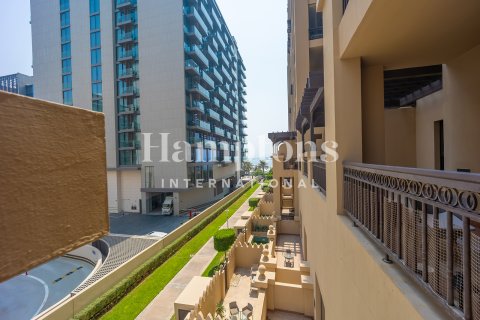Apartamento para arrendamento em Palm Jumeirah, Dubai, EAU 2 quartos, 201.35982026 m2 № 651251 - foto 11
