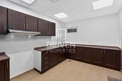 Apartament de închiriat în Dubai Festival City, Dubai, EAU 3 dormitoare, 209.59 mp. №746439 - poză 8