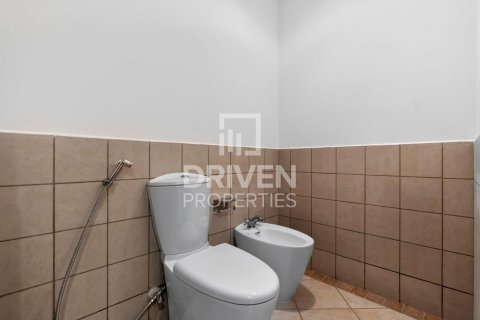 Apartament de închiriat în Dubai Festival City, Dubai, EAU 3 dormitoare, 209.59 mp. №746439 - poză 18