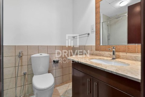 Apartament de închiriat în Dubai Festival City, Dubai, EAU 3 dormitoare, 209.59 mp. №746439 - poză 19