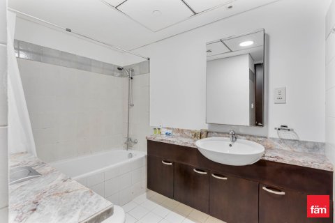 Apartment til leje i Dubai Marina, Dubai, UAE 2 soveværelser, 117.9 kvm № 712996 - foto 21