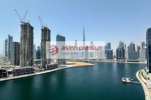 Apartemen di Business Bay, Dubai, UEA 2 kamar tidur, 140 m2 nomor 634448 - foto 1