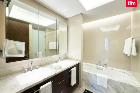 Apartment in Downtown Dubai (Downtown Burj Dubai), UAE 2 bedrooms, 157.8 sq.m. № 648018 - photo 12
