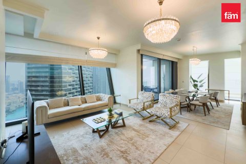 Apartment til leje i Downtown Dubai (Downtown Burj Dubai), Dubai, UAE 3 soveværelser, 168.8 kvm № 668871 - foto 2