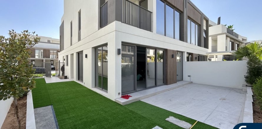 Vila u Tilal Al Ghaf, Dubai, UAE 234 m2, 4 spavaćih soba Br. 688776