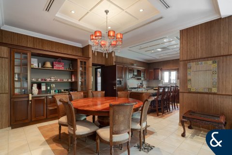 Huvila Emirates Hills, Dubai, Arabiemiraatit 6 makuuhuonetta, 1468 m2 № 688779 - kuva 8