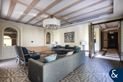 Dubai Land、Dubai、UAE にあるヴィラの賃貸物件 4ベッドルーム、636 m2、No688778 - 写真 2