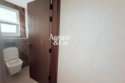 Townhouse in Jumeirah Village Circle, Dubai, UAE 4 bedrooms, 286 sq.m. № 758286 - photo 20