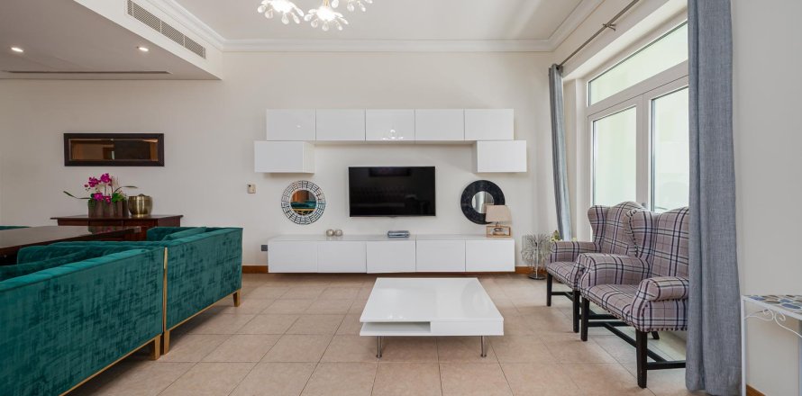 Palm Jumeirah, Dubai, BAE’de daire 2 yatak odası, 185.22 m&sup2; No 759785