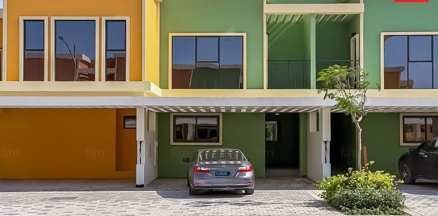 Villa sa Dubai, UAE 4 silid-tulugan, 143.9 sq.m. № 705811