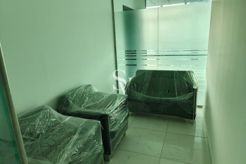 Business Bay, Dubai, UAE의 임대용 사무실 177제곱미터 번호 713181 - 사진 21