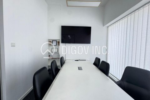 Birojs Business Bay, Dubaijā, AAE 84 m2 Nr. 642011 - attēls 2