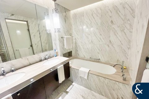 Hotel Apartament në Downtown Dubai (Downtown Burj Dubai), Emiratet e Bashkuara Arabe 3 dhoma gjumi, 185 m2. № 697951 - Foto 10