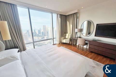 Hotel Apartament në Downtown Dubai (Downtown Burj Dubai), Emiratet e Bashkuara Arabe 3 dhoma gjumi, 185 m2. № 697951 - Foto 16