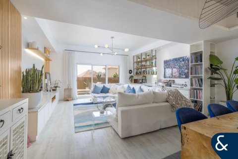 Apartment sa Jumeirah Golf Estates, Dubai, UAE 4 silid-tulugan, 268 sq.m. № 697940 - larawan 4