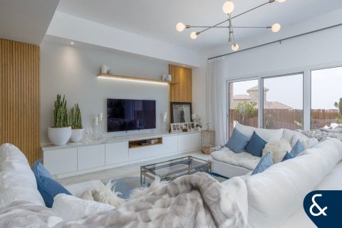 Apartment sa Jumeirah Golf Estates, Dubai, UAE 4 silid-tulugan, 268 sq.m. № 697940 - larawan 6