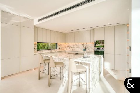 Villa til salgs i Jumeirah Islands, Dubai, Emiratene 5 soverom, 585 kvm Nr. 697952 - Foto 11