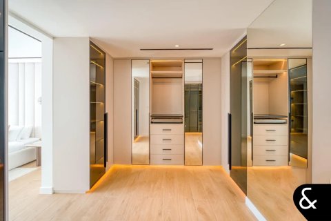 Villa til salgs i Jumeirah Islands, Dubai, Emiratene 5 soverom, 585 kvm Nr. 697952 - Foto 24