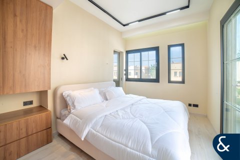 The Springs、Dubai、UAE にあるヴィラ販売中 2ベッドルーム、157 m2、No697939 - 写真 12