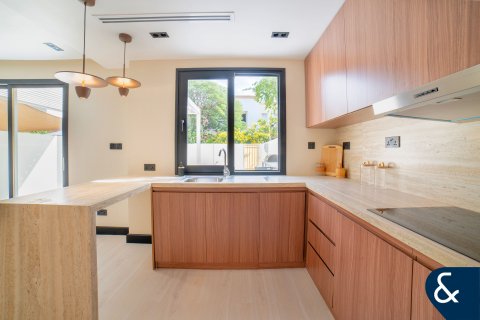 The Springs、Dubai、UAE にあるヴィラ販売中 2ベッドルーム、157 m2、No697939 - 写真 8