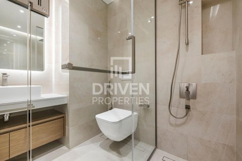 Apartment in Umm Suqeim, Dubai, UAE 2 bedrooms, 104 sq.m. № 684072 - photo 12