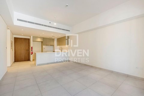 Apartment in Umm Suqeim, Dubai, UAE 2 bedrooms, 104 sq.m. № 684072 - photo 1