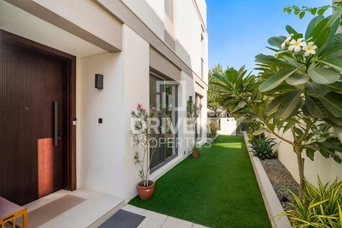 Villa zur Miete in Tilal Al Ghaf, Dubai, VAE 4 Schlafzimmer, 317 m2 Nr. 684070 - Foto 24