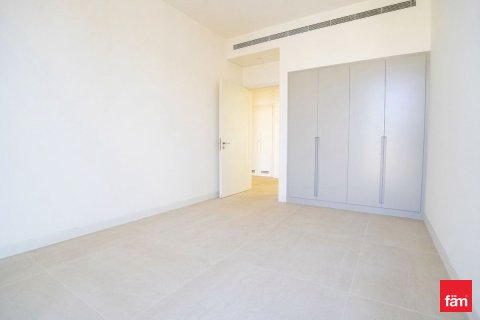 Таунхаус Дубай, БАӘ-да 3 жатын бөлмелер, 348.1 м² № 712683 - фото 11