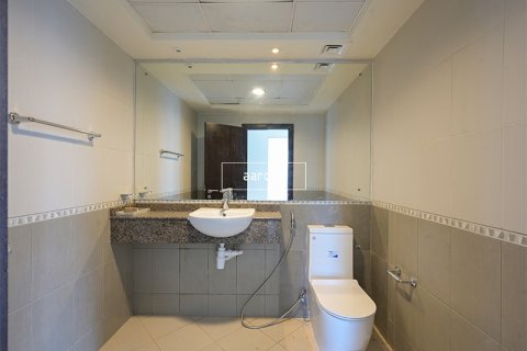 Apartment til leje i Jumeirah Lake Towers, Dubai, UAE 1 soveværelse, 133.1 kvm № 641302 - foto 11