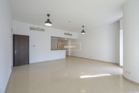 Apartment til leje i Jumeirah Lake Towers, Dubai, UAE 1 soveværelse, 133.1 kvm № 641302 - foto 2