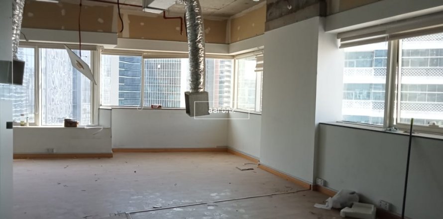 Office i Business Bay, Dubai, UAE 109.8 kvm № 641301