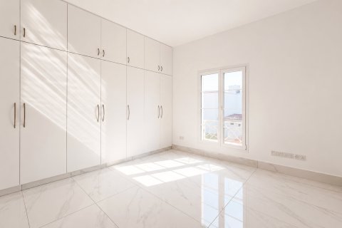 Üürile anda villa asukohaga Meadows, Dubai, AÜE: 4 magamistoaga, 581.94 m² Nr 757523 - pilt 14