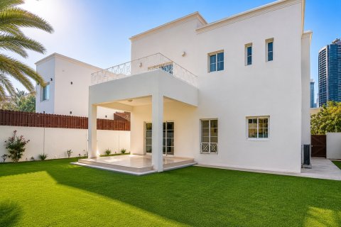 Vila v Meadows, Dubai, SAE 4 spálne, 581.94 m2 č. 757523 - Fotografia 1