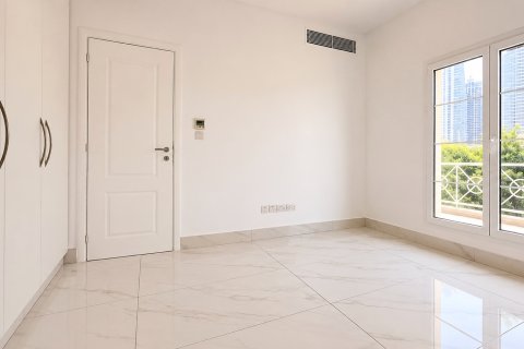 Üürile anda villa asukohaga Meadows, Dubai, AÜE: 4 magamistoaga, 581.94 m² Nr 757523 - pilt 13