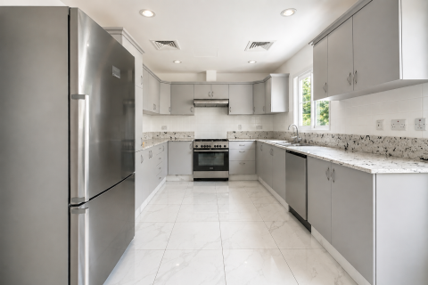 Üürile anda villa asukohaga Meadows, Dubai, AÜE: 4 magamistoaga, 581.94 m² Nr 757523 - pilt 3