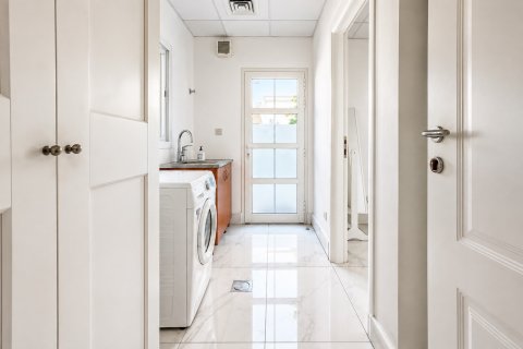 Üürile anda villa asukohaga Meadows, Dubai, AÜE: 4 magamistoaga, 581.94 m² Nr 757523 - pilt 8