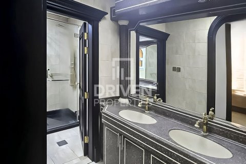 Villa à vendre à  Al Mizhar, Dubai, EAU 6 chambres, 1394 m2 № 654114 - photo 14