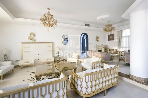 Villa à vendre à  Al Mizhar, Dubai, EAU 6 chambres, 1394 m2 № 654114 - photo 3