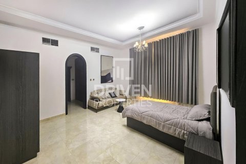 Villa à vendre à  Al Mizhar, Dubai, EAU 6 chambres, 1394 m2 № 654114 - photo 7