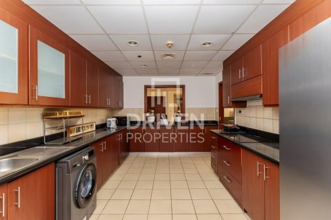Appartement te koop in Jumeirah Beach Residence, Dubai, VAE 4 slaapkamers, 271.37 vr.m., nr 742821 - foto 5