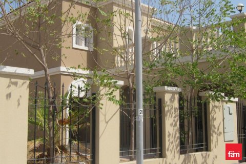 Vilë në Dubai, Emiratet e Bashkuara Arabe 3 dhoma gjumi, 317.1 m2. № 711657 - Foto 4