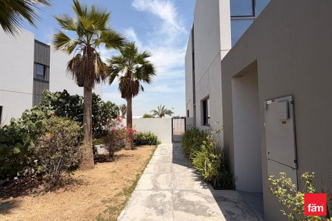 Maison de ville à Dubai, EAU: 4 chambres, 280.9 m2 № 711660