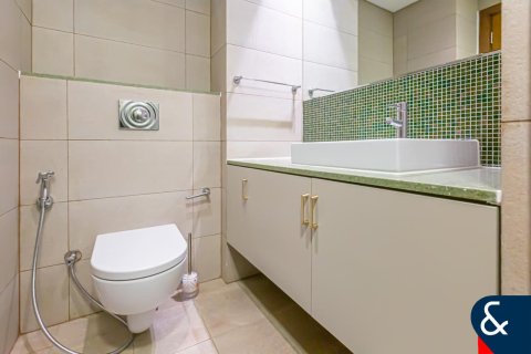 Palm Jumeirah, Dubai, संयुक्त अरब अमीरात में अपार्टमेंट, 2 बेडरूम, 173 वर्ग मीटर, संख्या 688971 - फ़ोटो 9