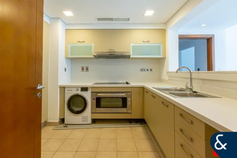 Palm Jumeirah, Dubai, संयुक्त अरब अमीरात में अपार्टमेंट, 2 बेडरूम, 173 वर्ग मीटर, संख्या 688971 - फ़ोटो 4